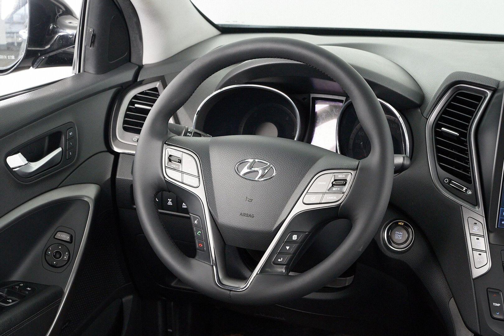 Hyundai Santa Fe 2014, черный