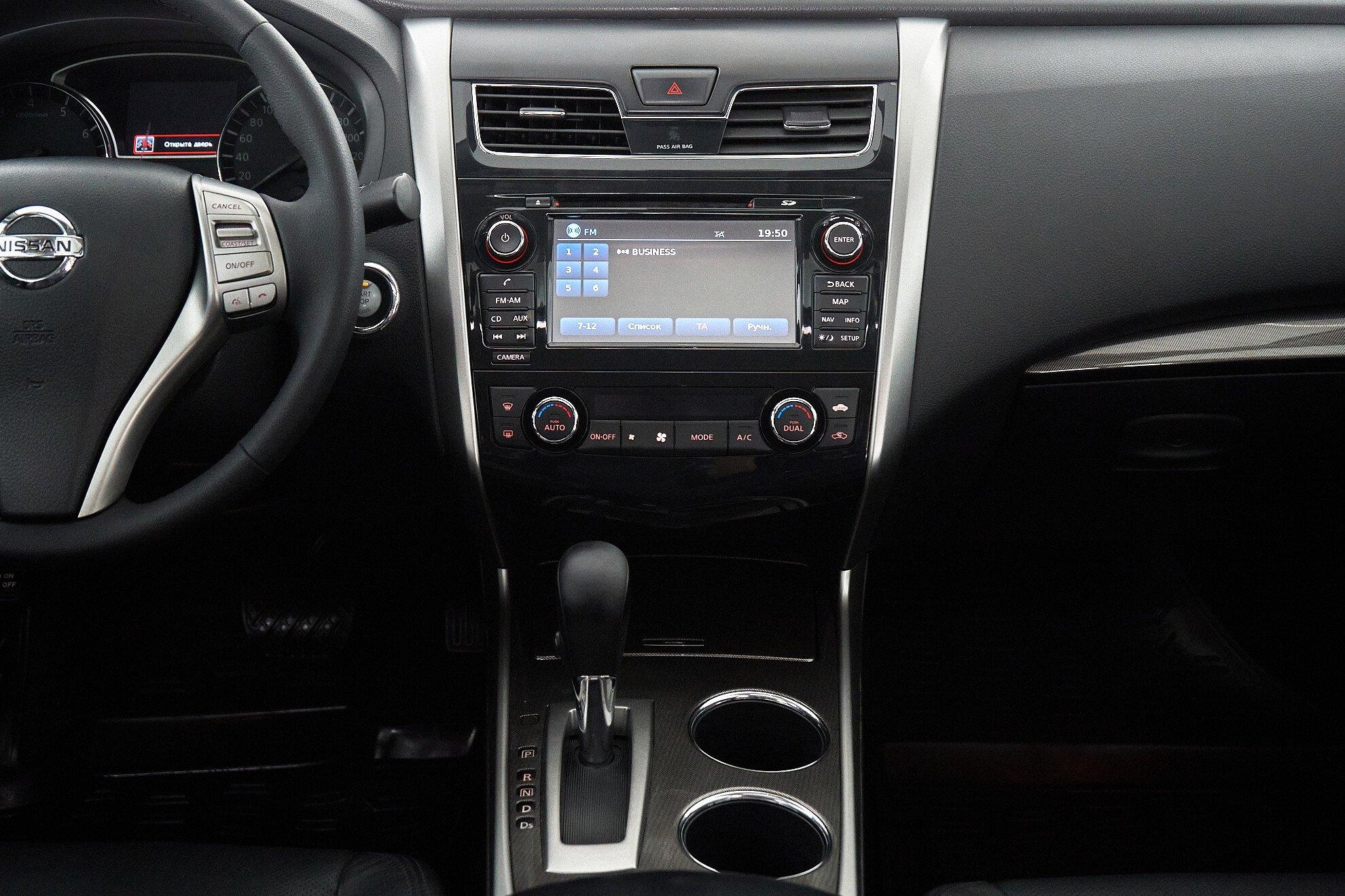 Nissan Teana 2014, черный