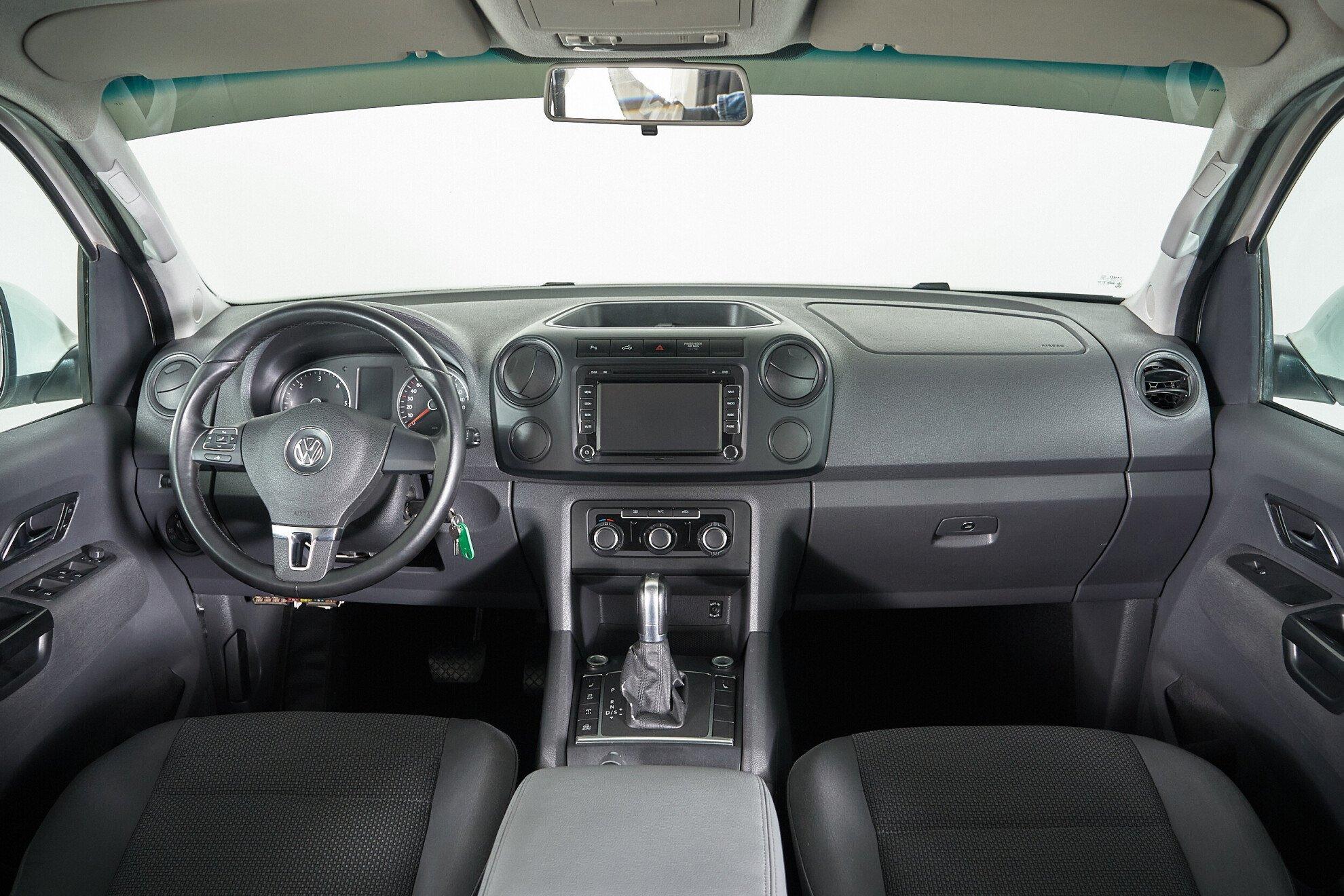 Volkswagen Amarok 2014, белый