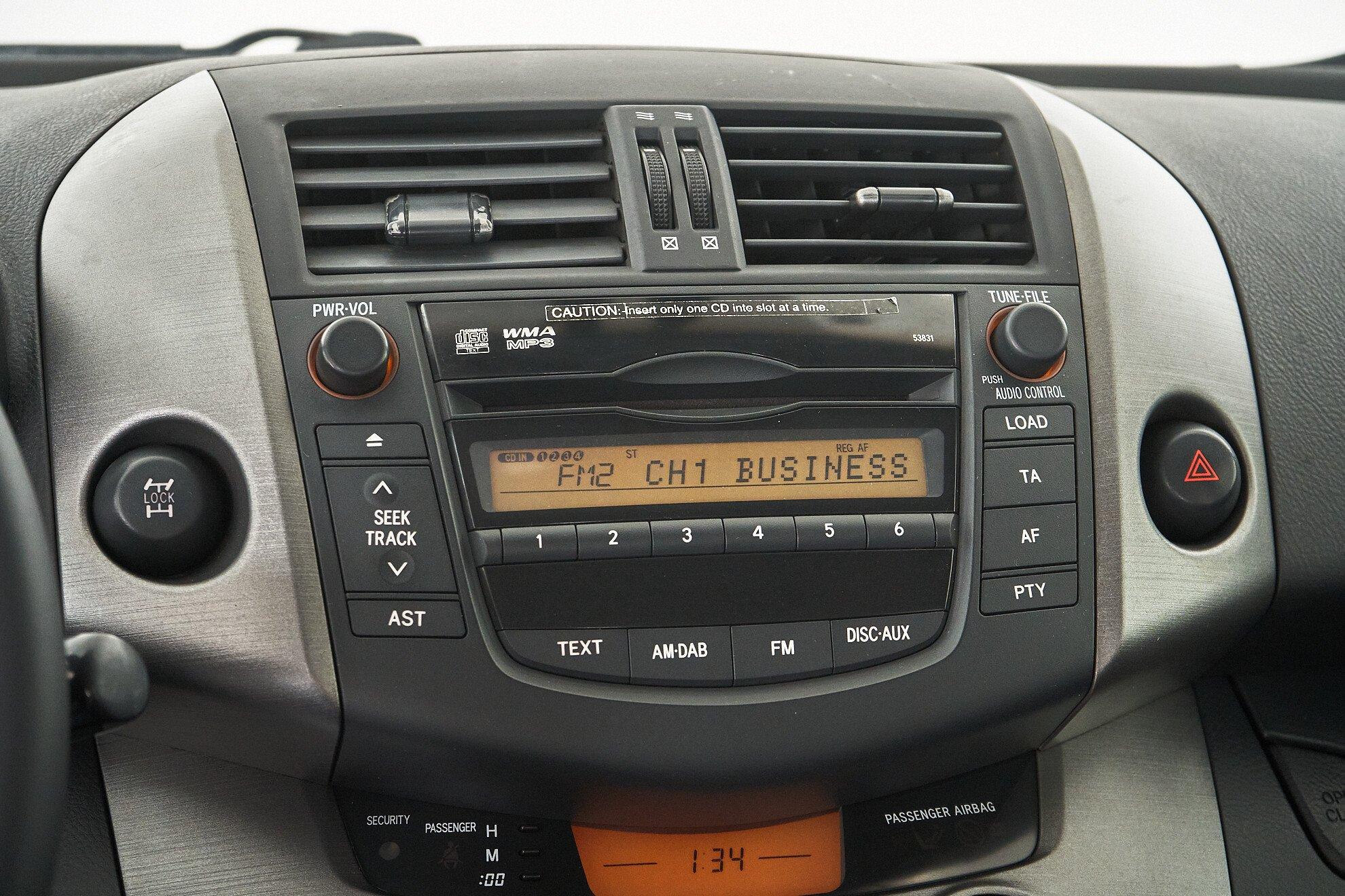 Toyota RAV4 2010, серый