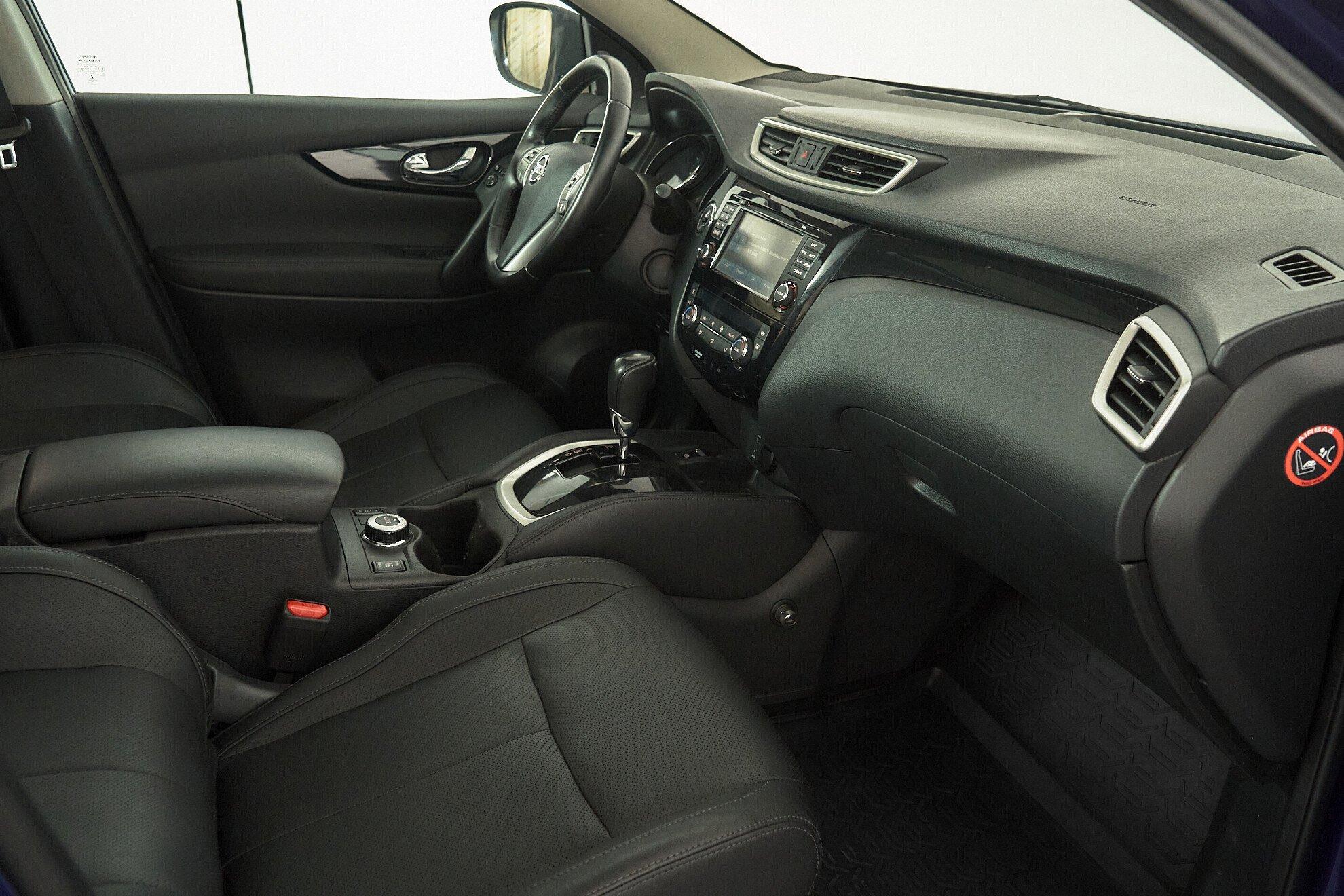 Nissan Qashqai 2018, синий