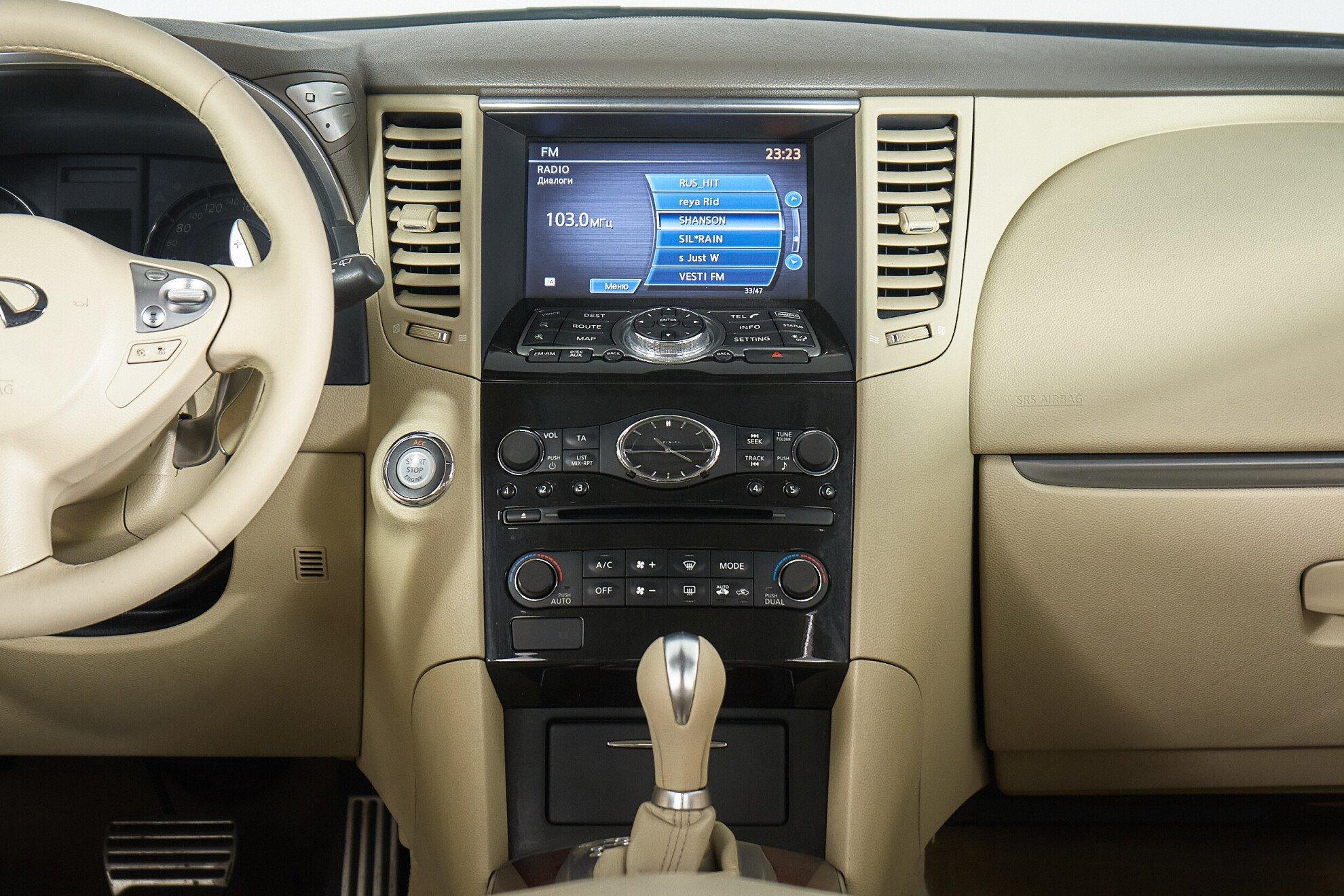 Infiniti FX 2013, черный