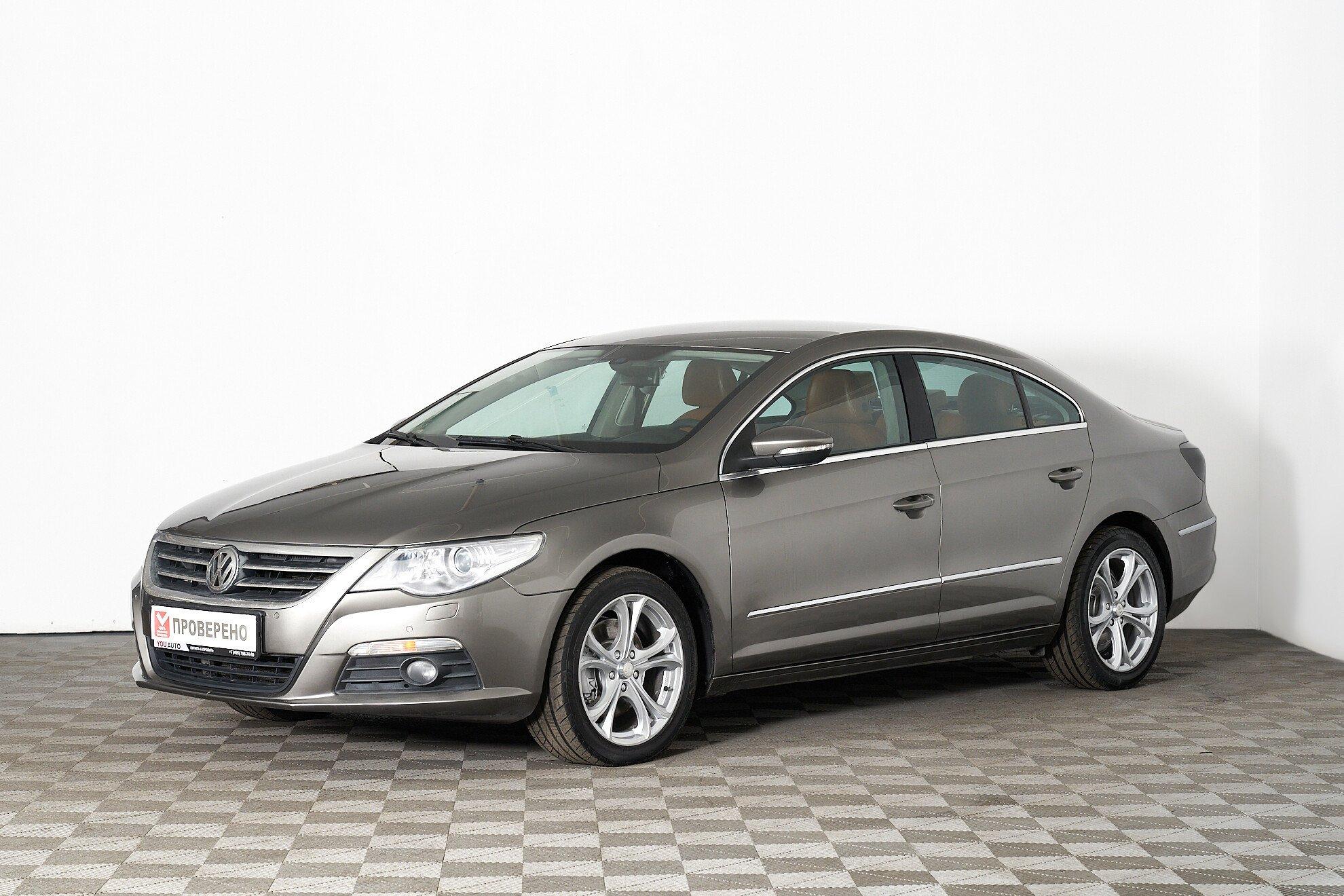 Volkswagen Passat CC 2010, бежевый