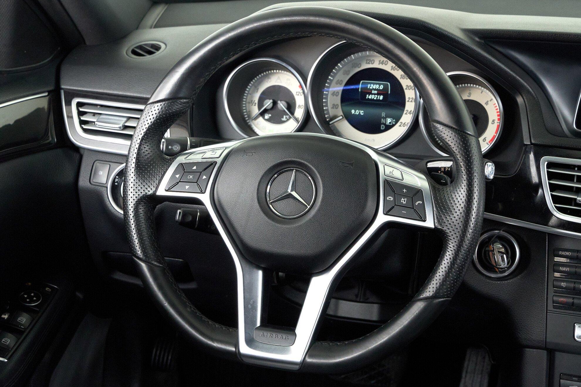 Mercedes-Benz E-Класс 2014, коричневый