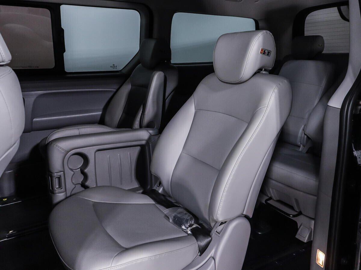 Hyundai Grand Starex 2019, черный