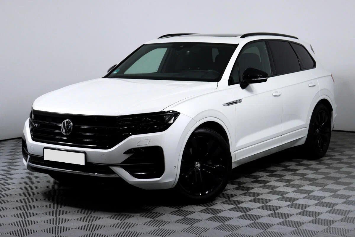 Volkswagen Touareg 2023, белый