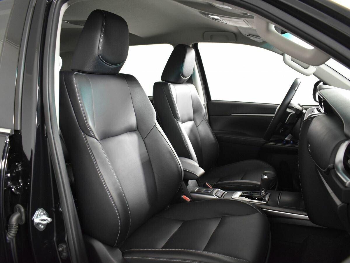 Toyota Fortuner 2021, черный