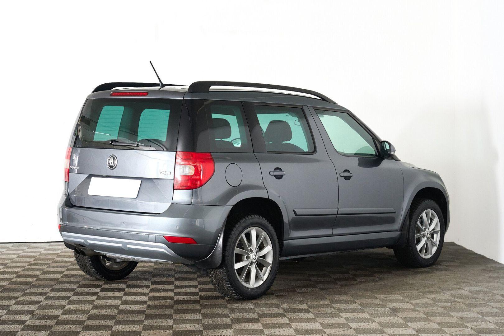 Skoda Yeti 2016, серый