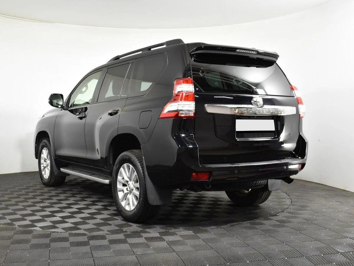 Toyota Land Cruiser Prado 2017, черный