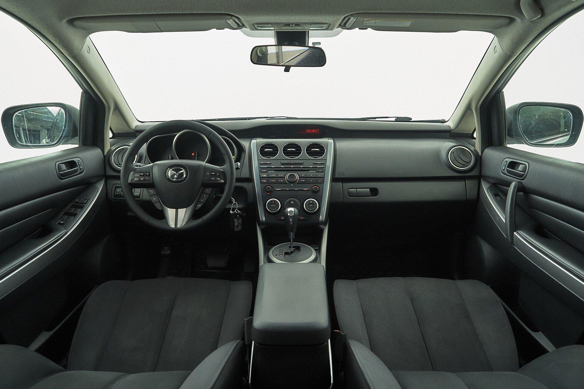 Mazda CX-7 2011, белый