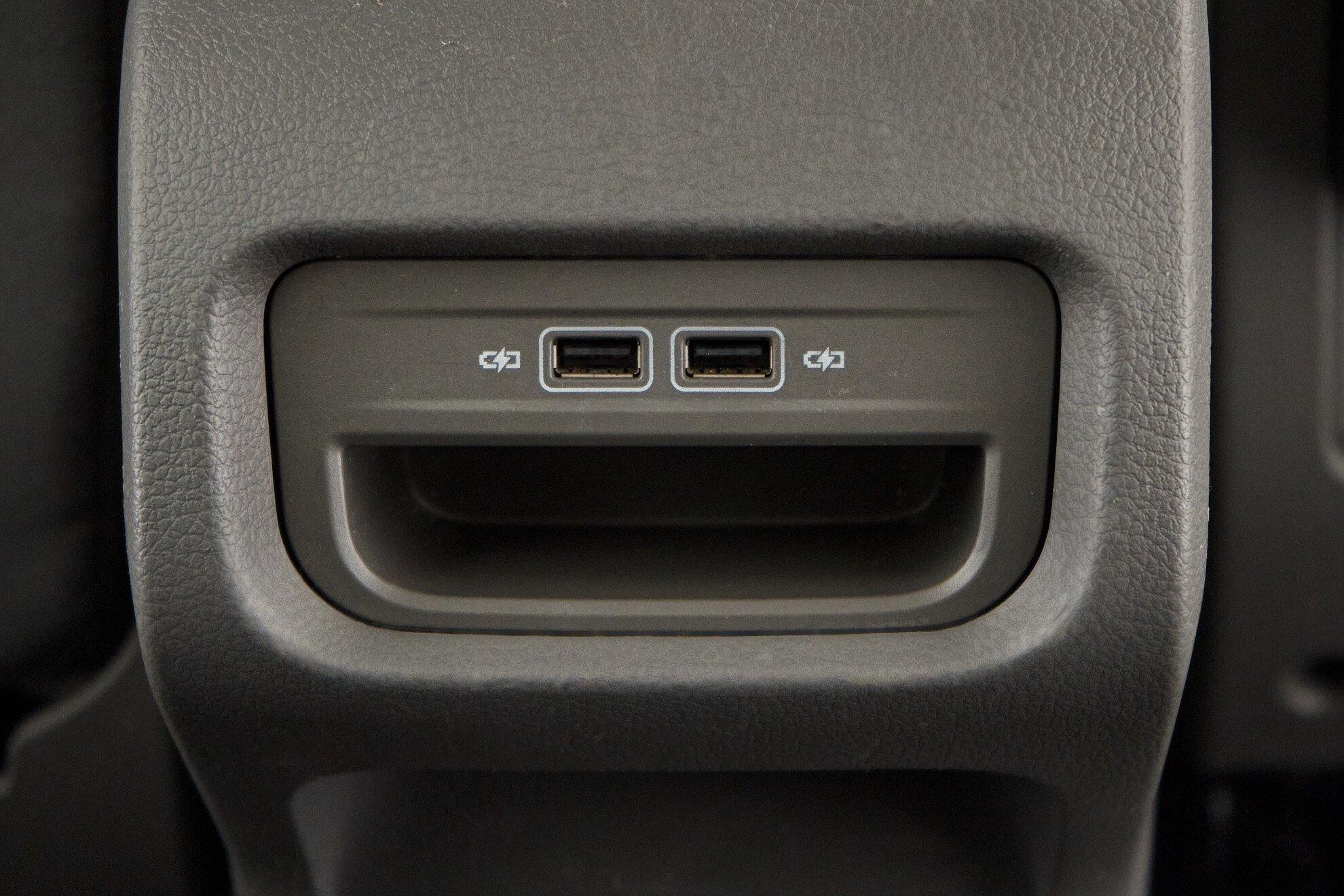 Volkswagen Sharan 2019, серебряный