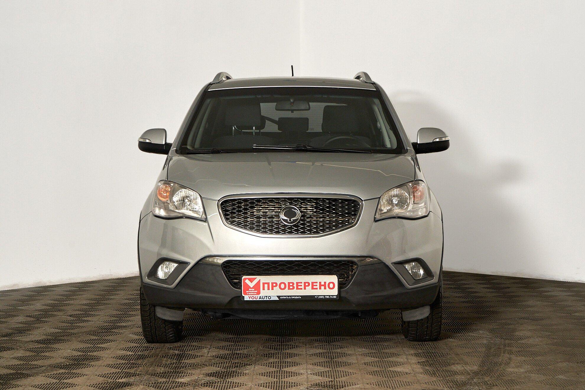 SsangYong Actyon 2012, серебряный