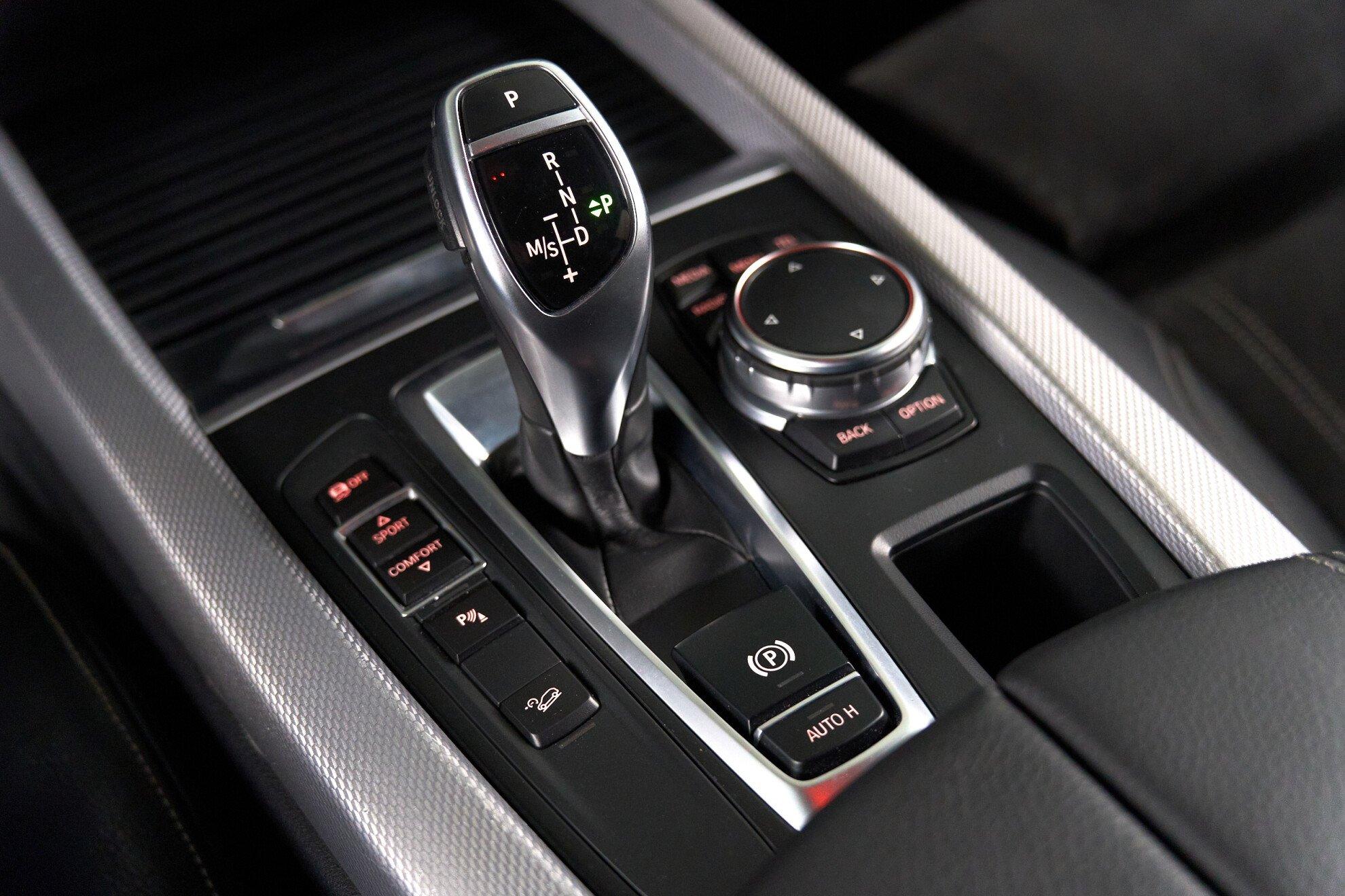 BMW X5 2017, синий