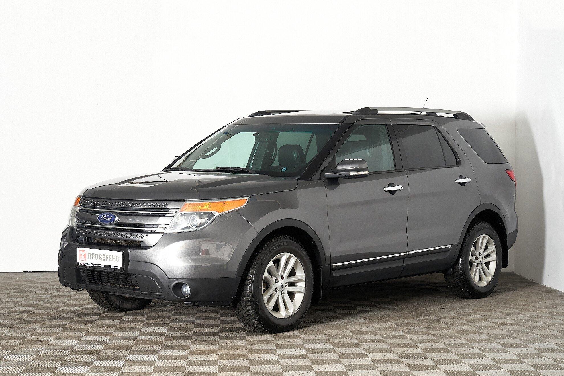 Ford Explorer 2014, серый
