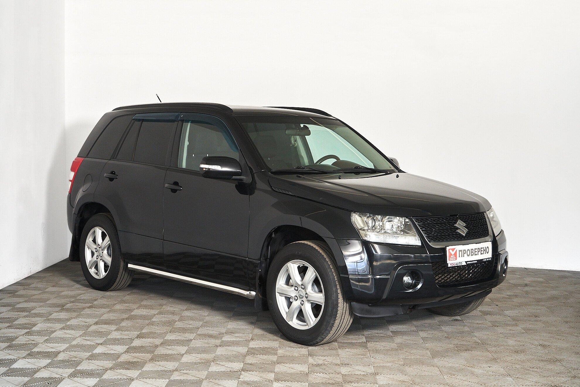 Suzuki Grand Vitara 2011, черный