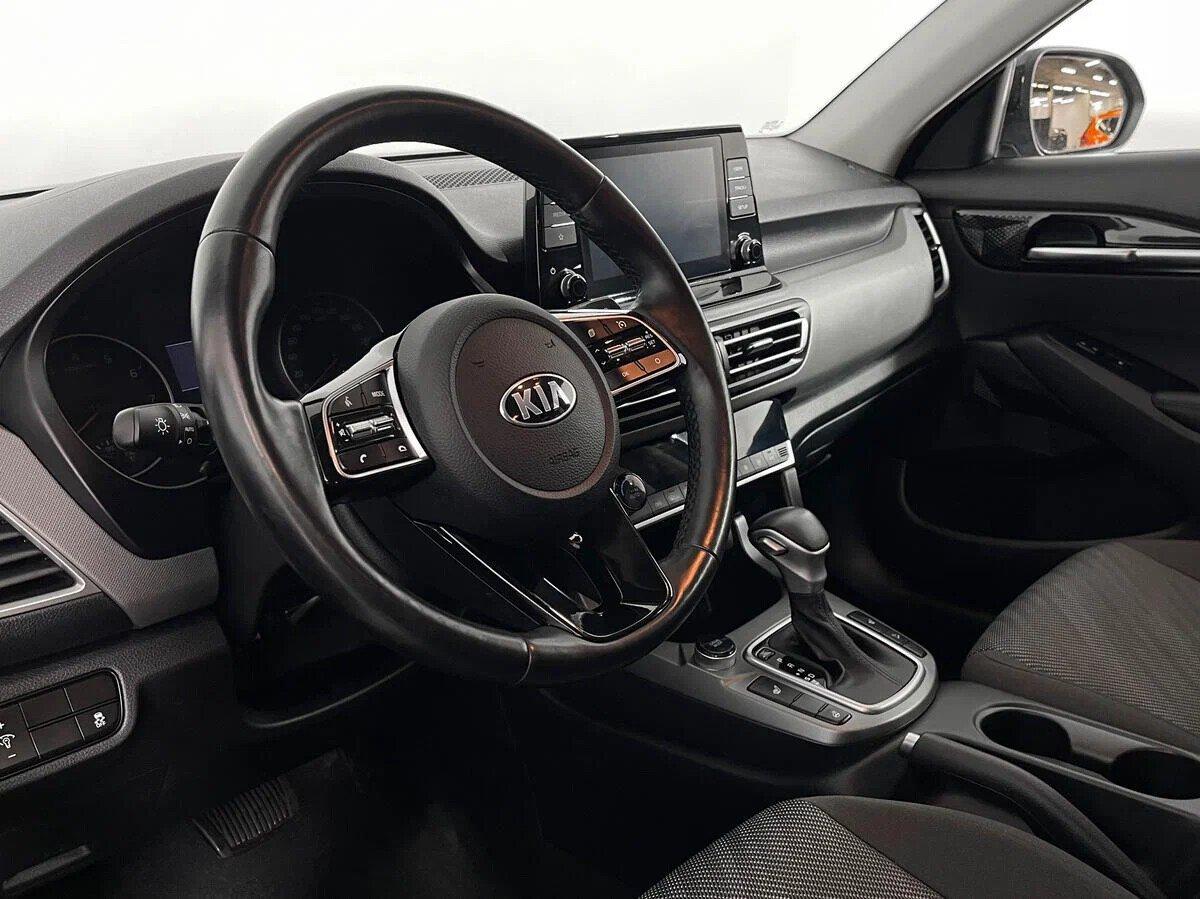 Kia Seltos 2022, черный