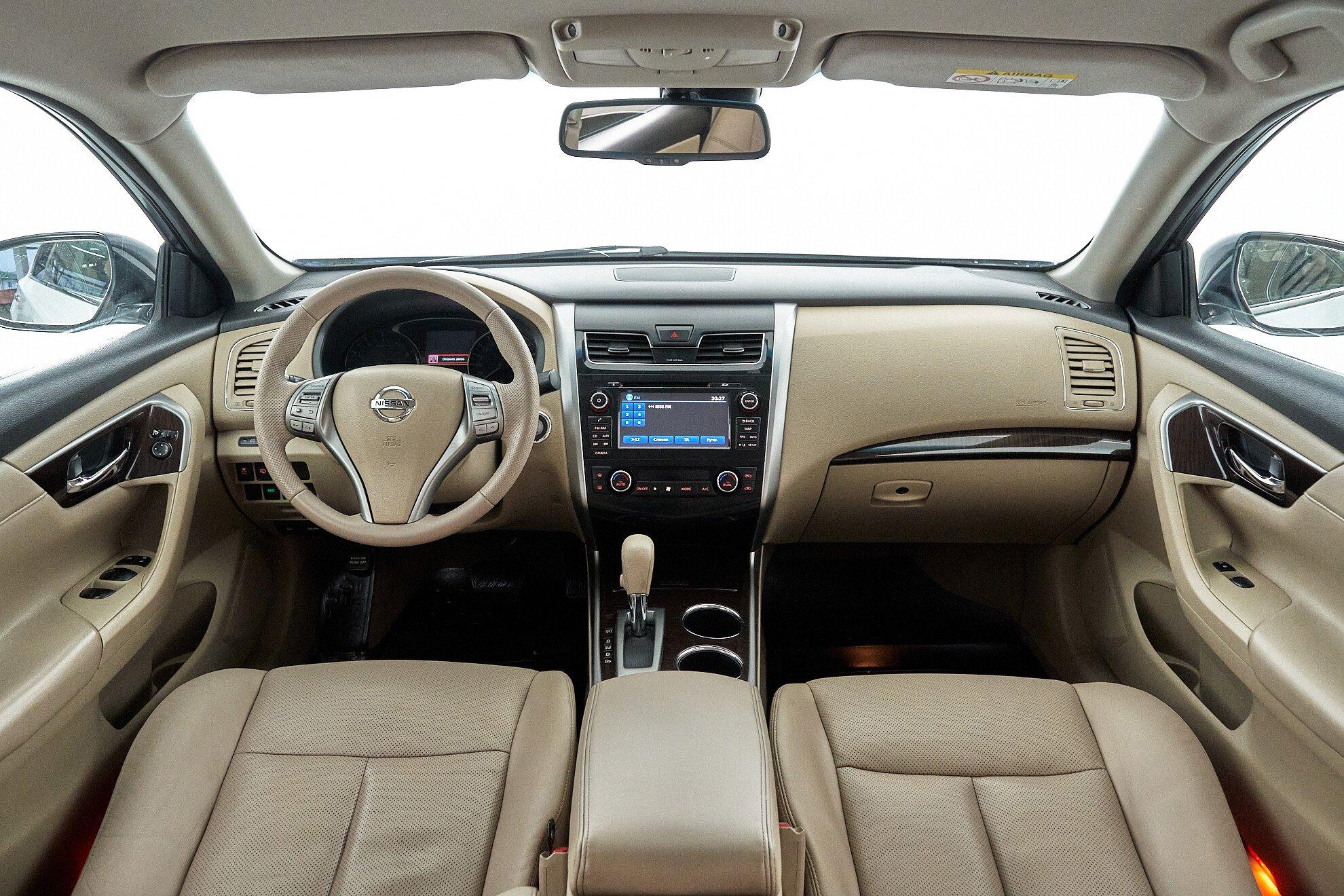 Nissan Teana 2014, белый
