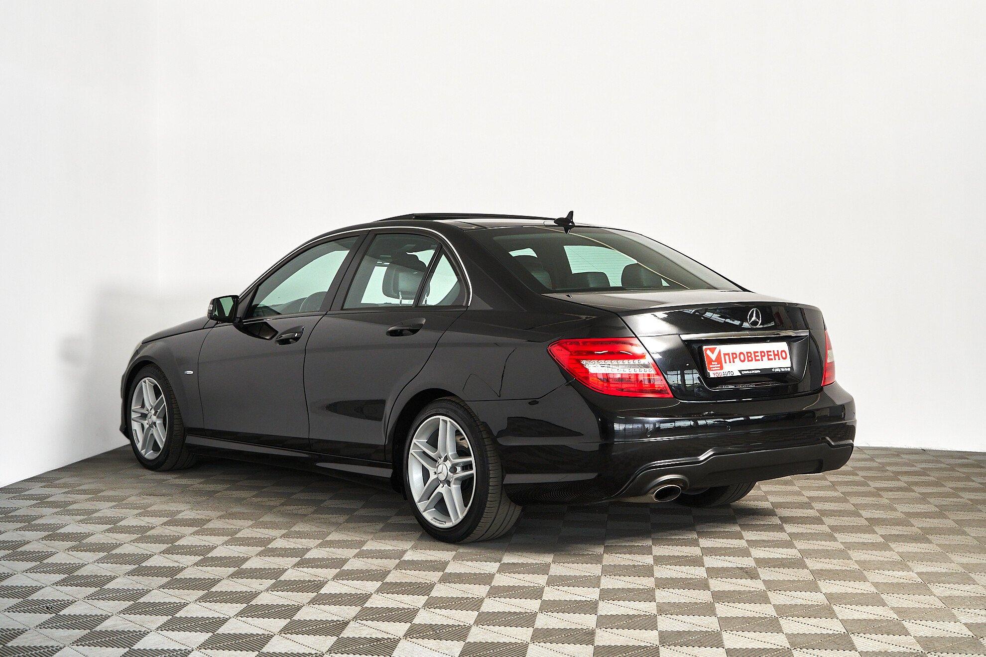 Mercedes-Benz C-Класс 2012, черный