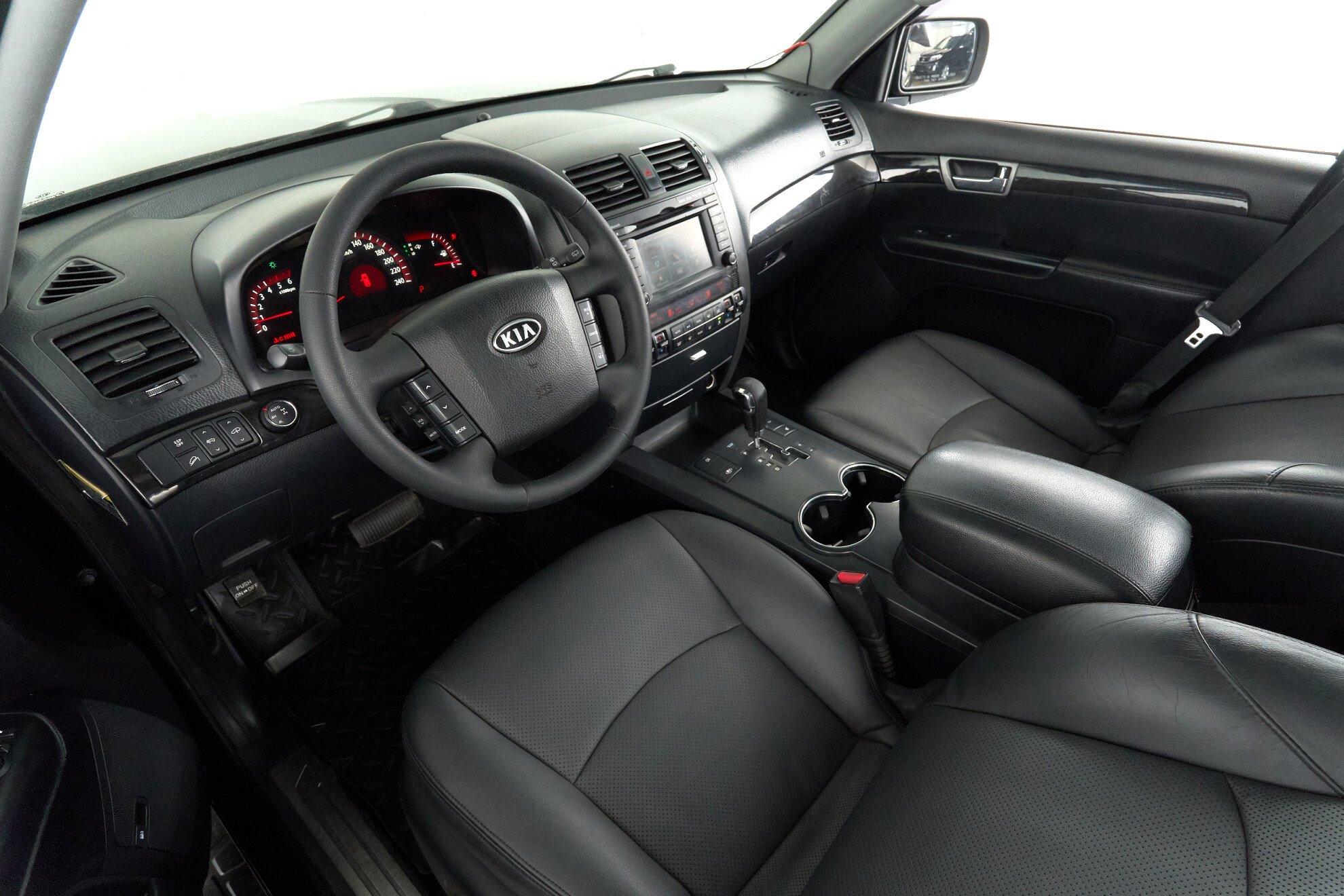 Kia Mohave 2011, черный