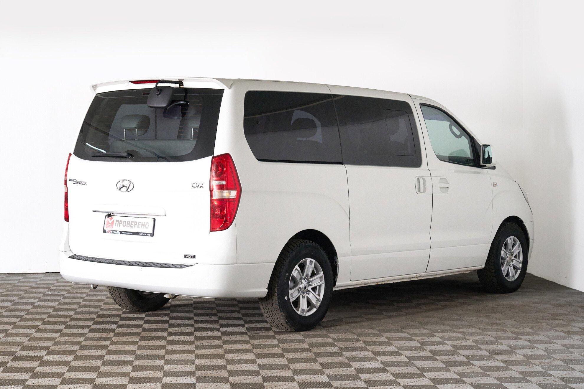 Hyundai Grand Starex 2012, белый