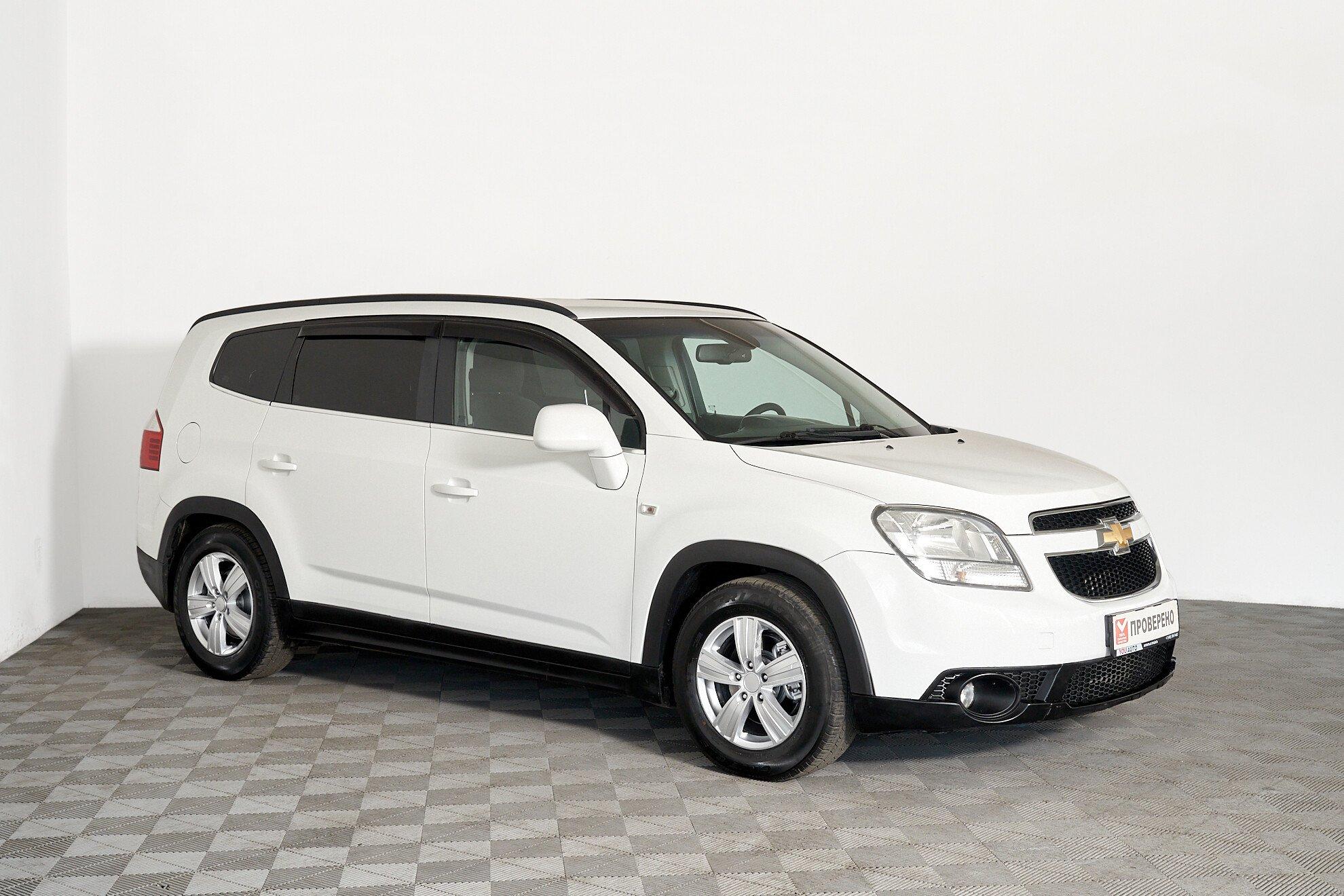 Chevrolet Orlando 2013, белый