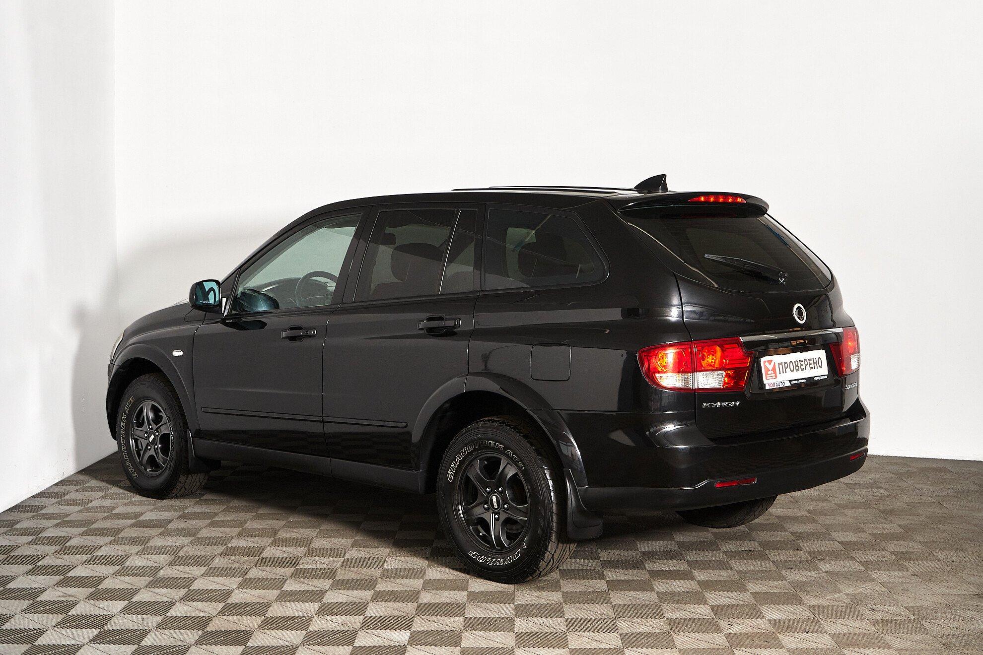 SsangYong Kyron 2013, черный