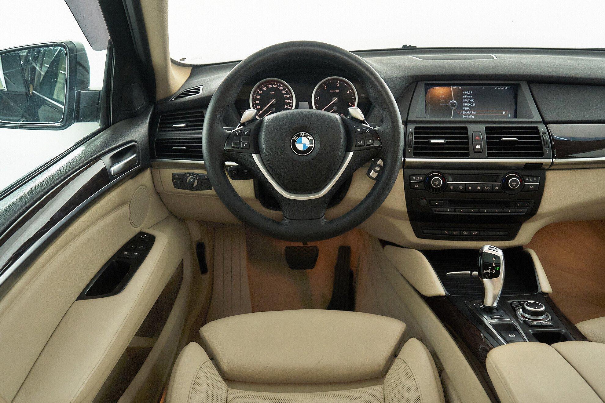 BMW X6 2010, черный