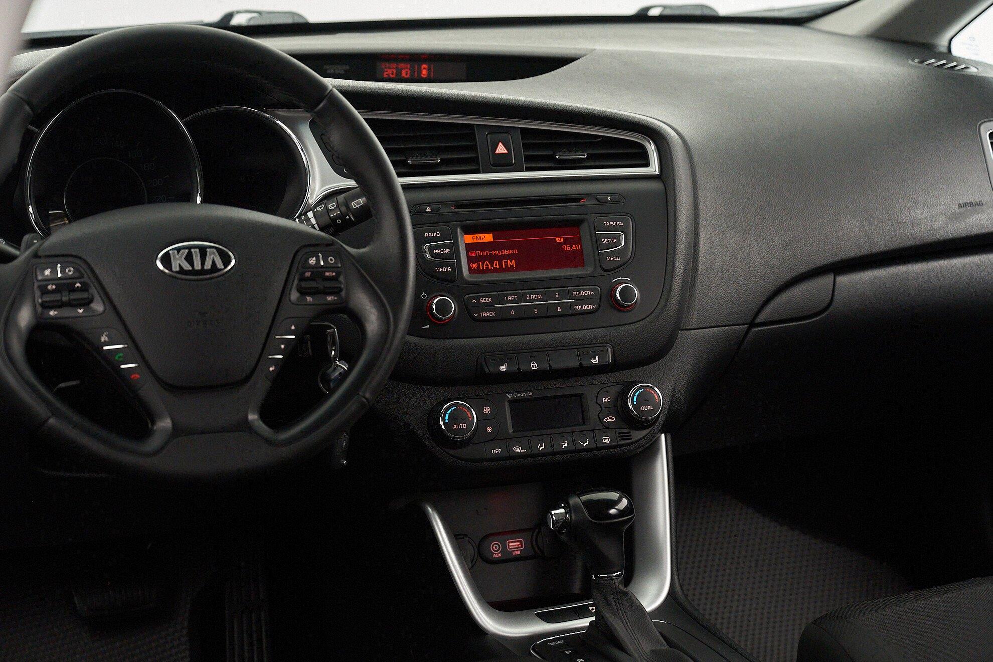 Kia Ceed 2017, серый