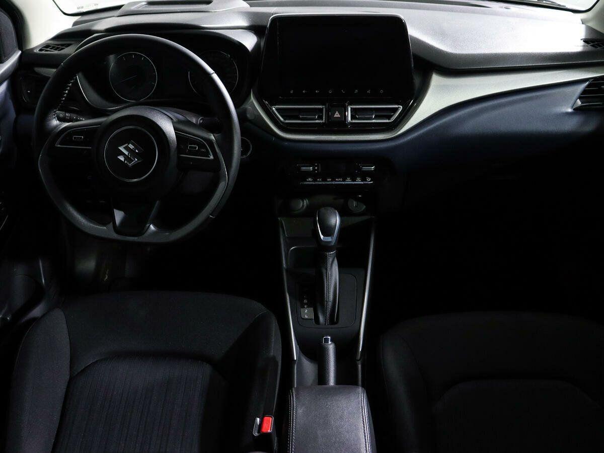 Suzuki Baleno 2024, белый