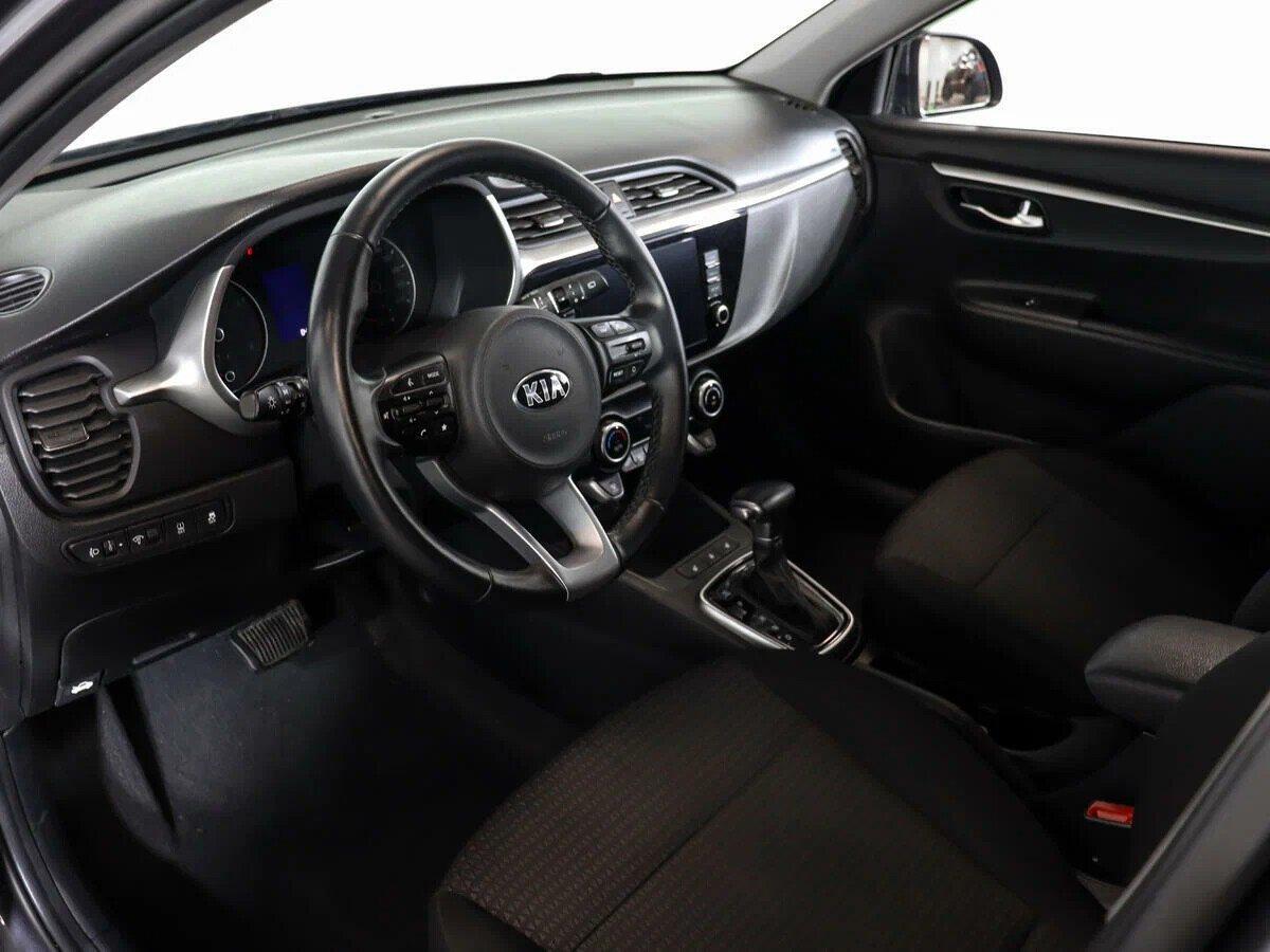 Kia Rio 2021, серый