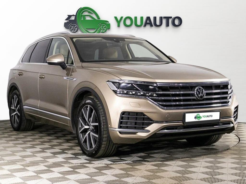 Volkswagen Touareg 2018, бежевый