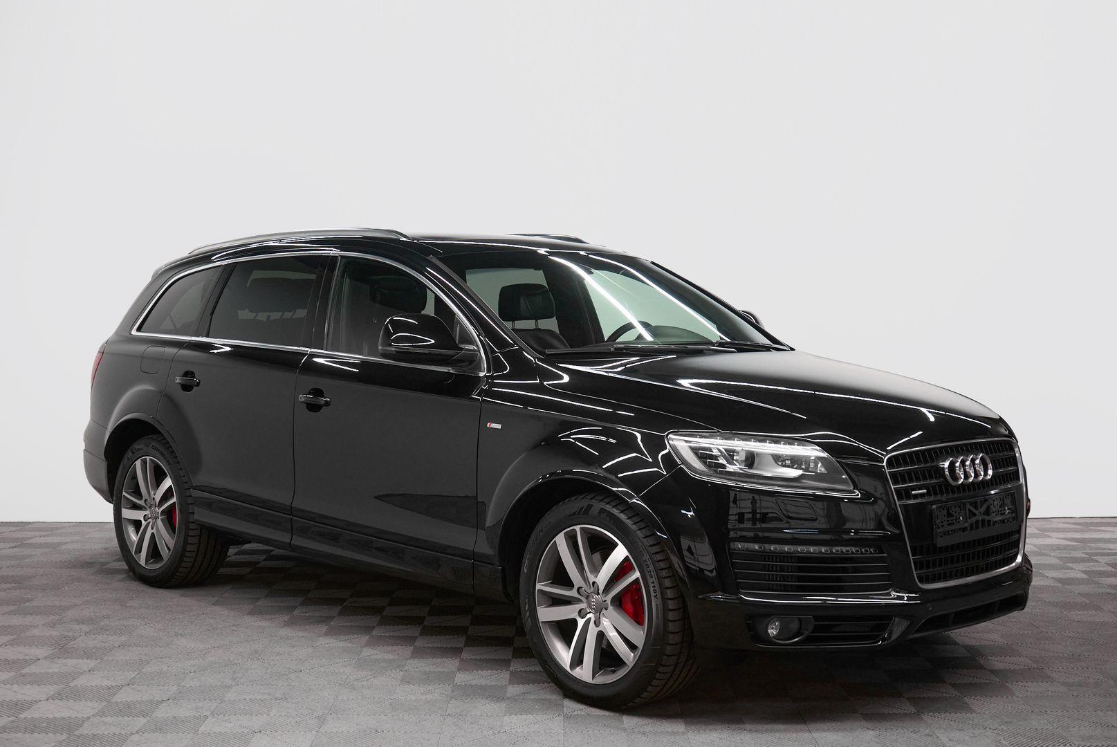 Audi Q7 2007, черный