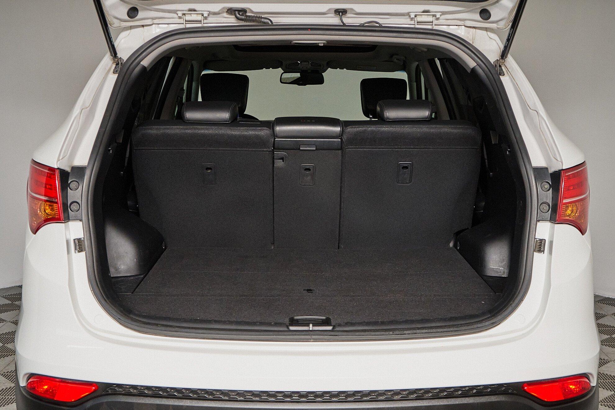 Hyundai Santa Fe 2013, белый