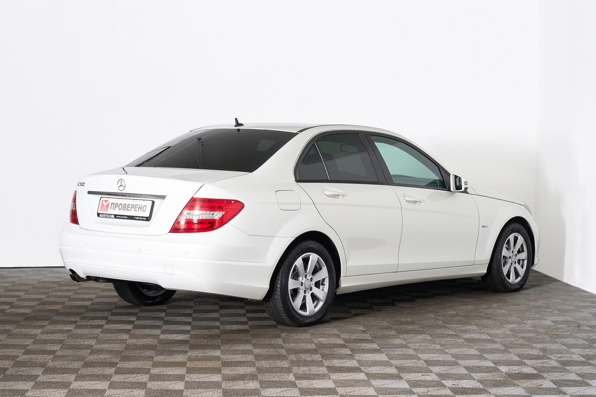 Mercedes-Benz C-Класс 2012, белый