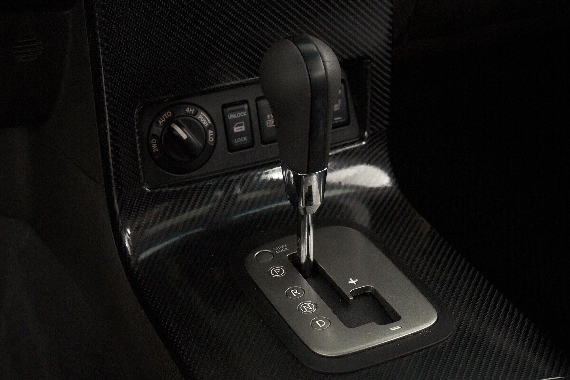 Nissan Pathfinder 2008, черный