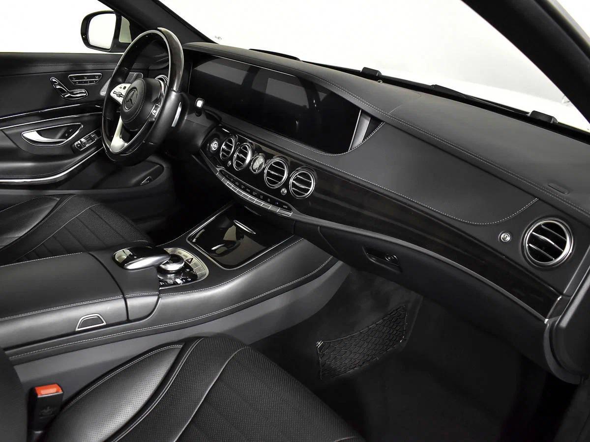 Mercedes-Benz S-Класс 2018, белый