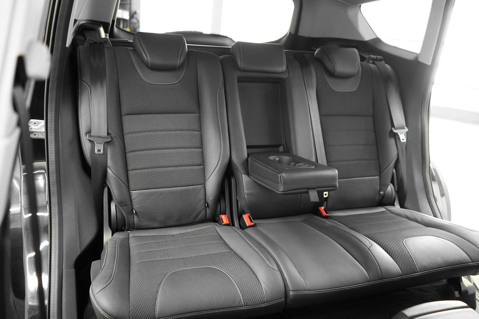 Ford Kuga 2014, черный