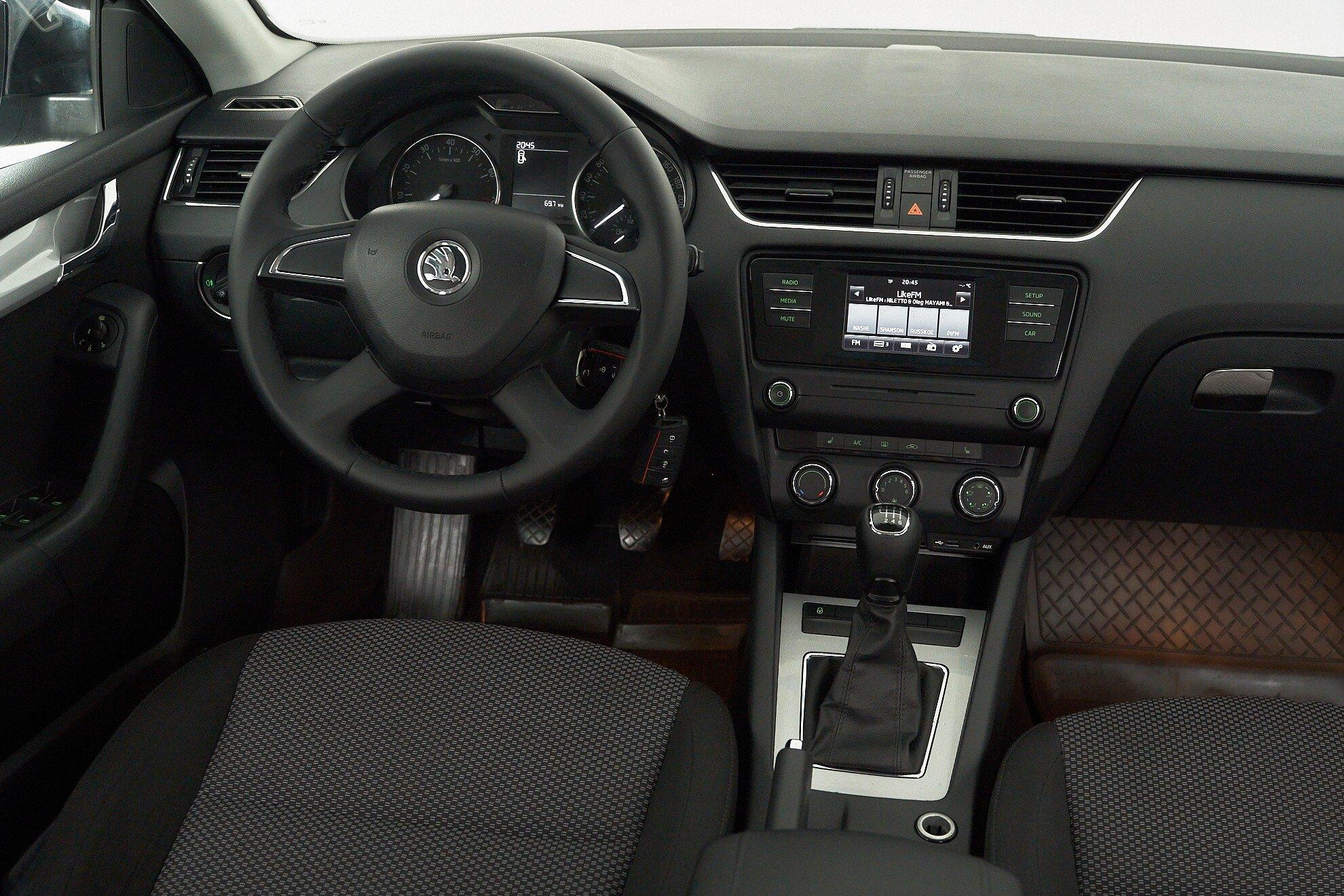 Skoda Octavia 2014, черный