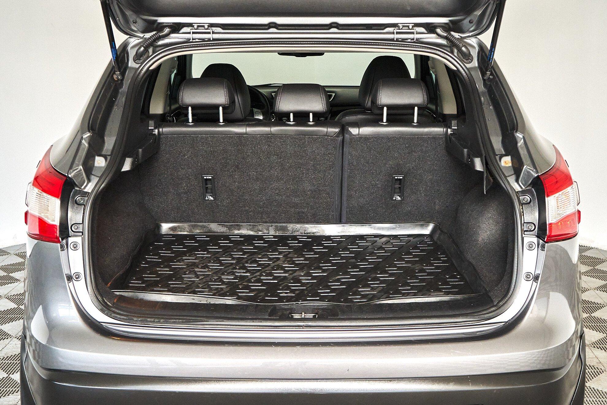 Nissan Qashqai 2014, серый