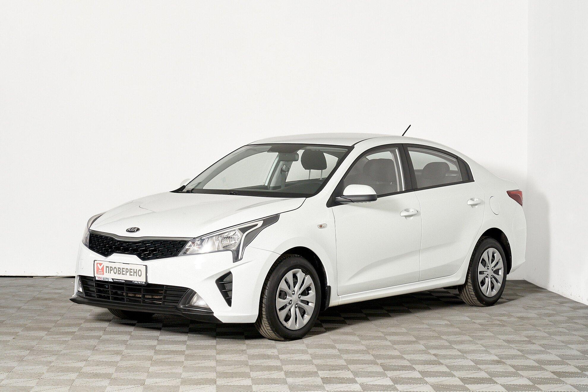 Kia Rio 2021, белый
