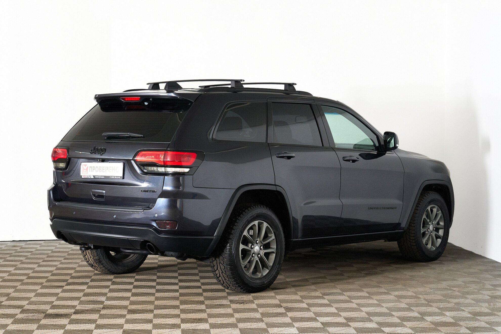 Jeep Grand Cherokee 2013, серый