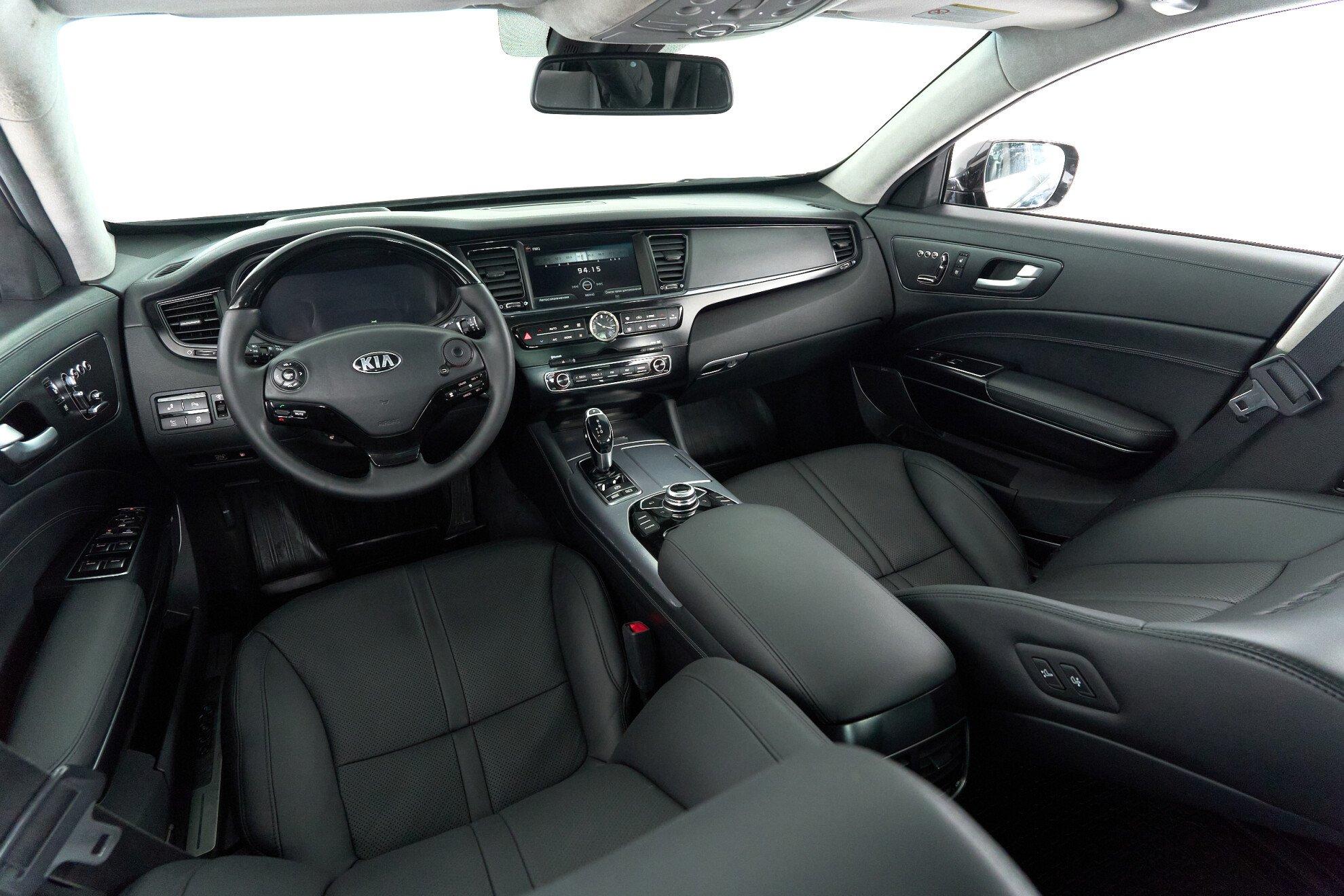 Kia Quoris 2015, черный
