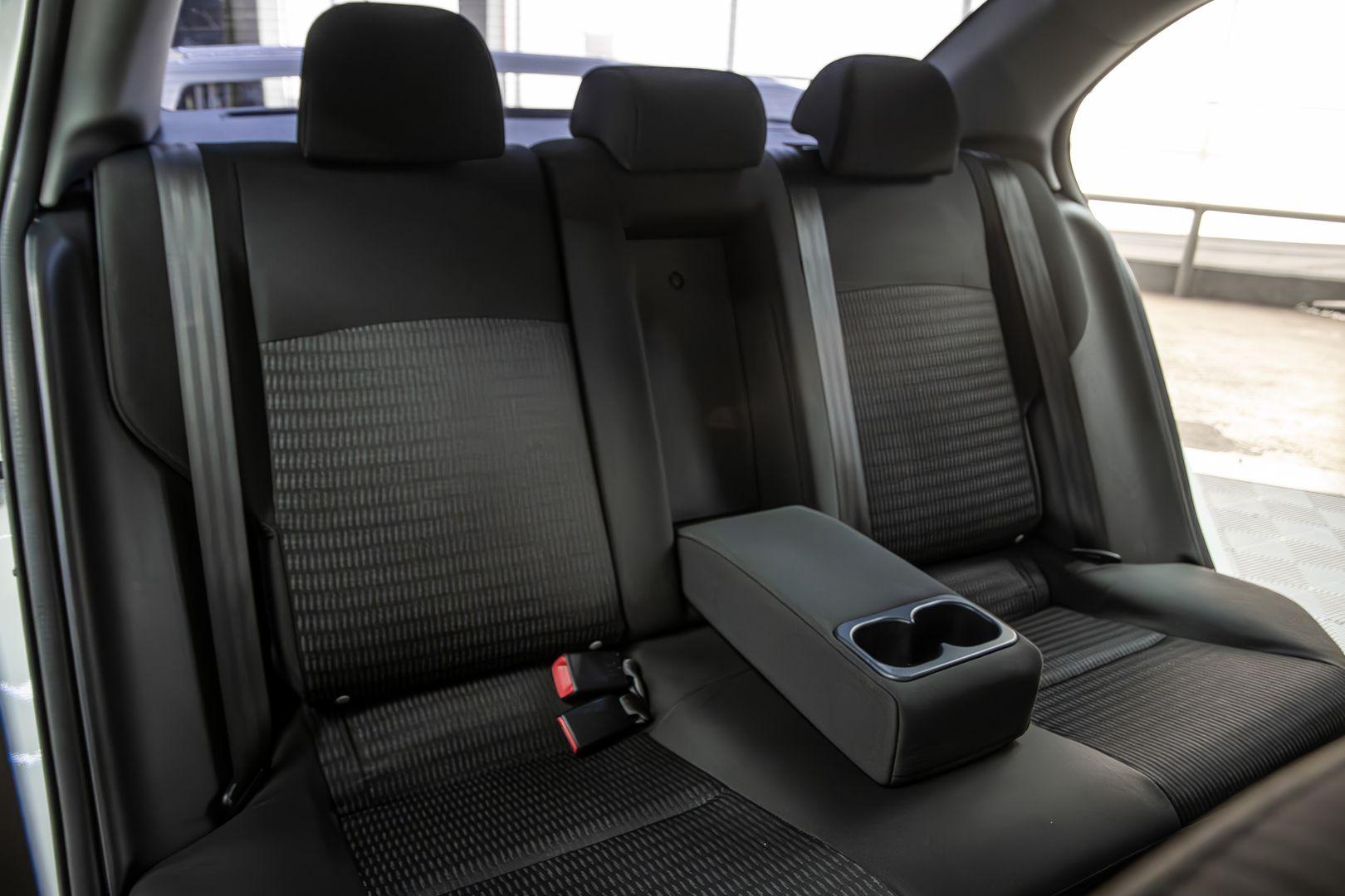 Mitsubishi Lancer 2012, белый