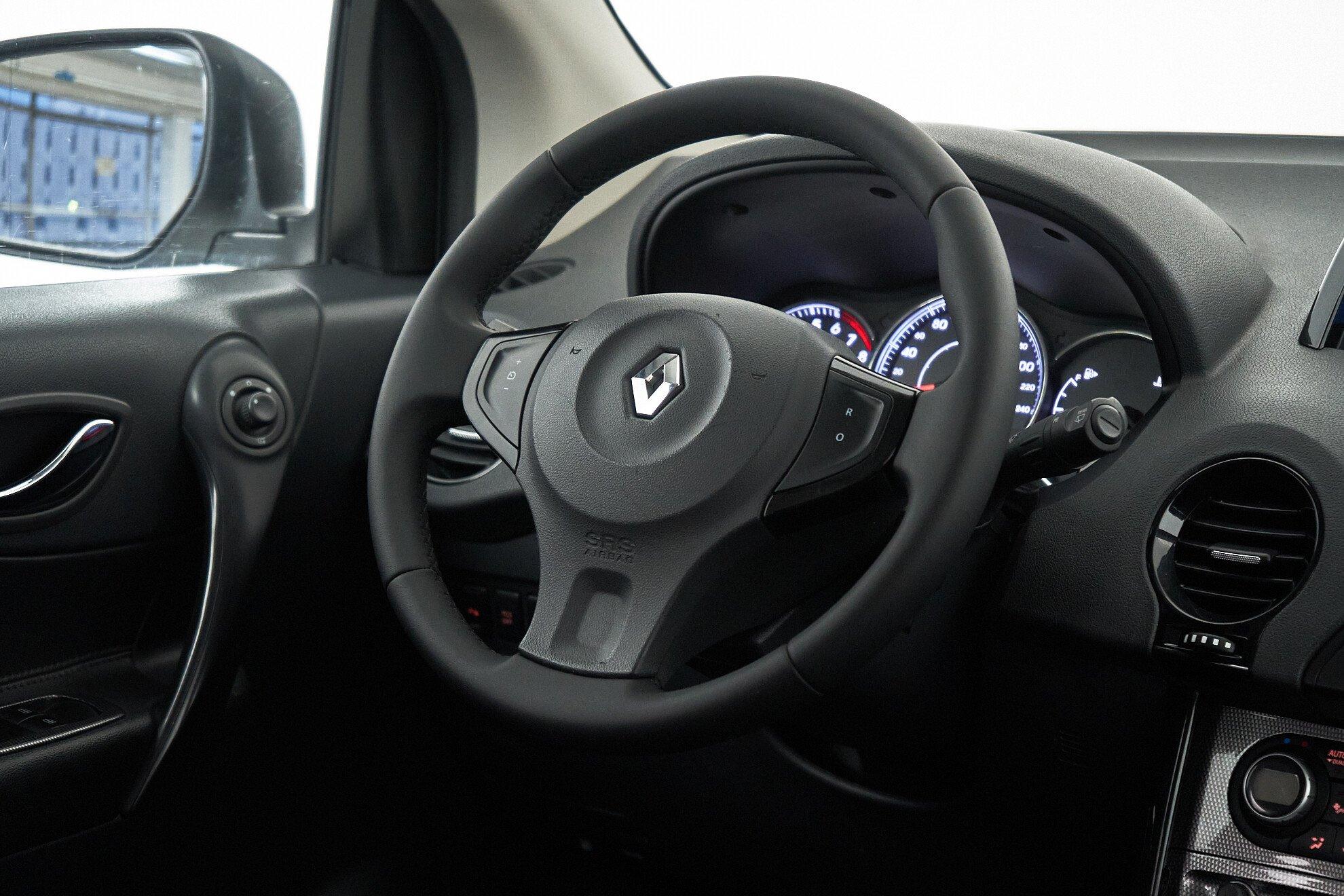 Renault Koleos 2012, белый