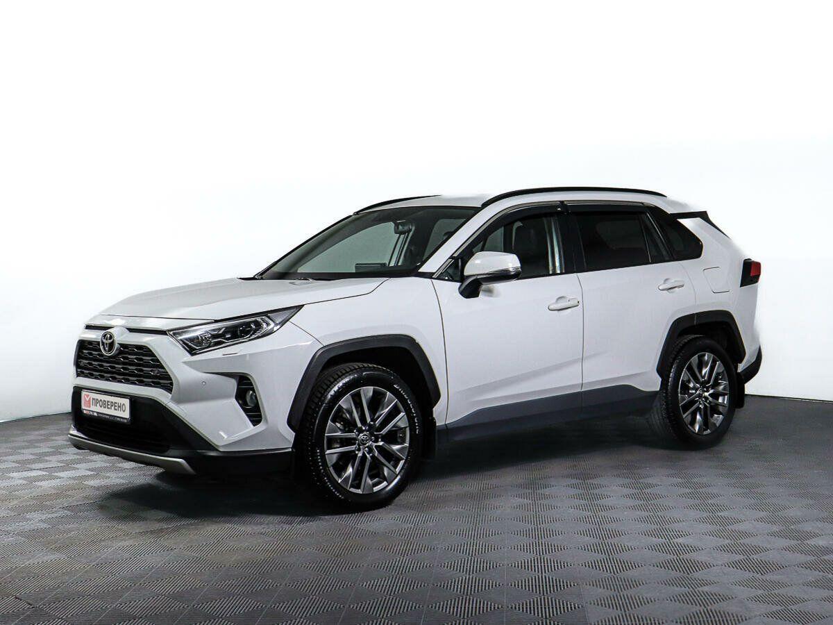 Toyota RAV4 2022, белый