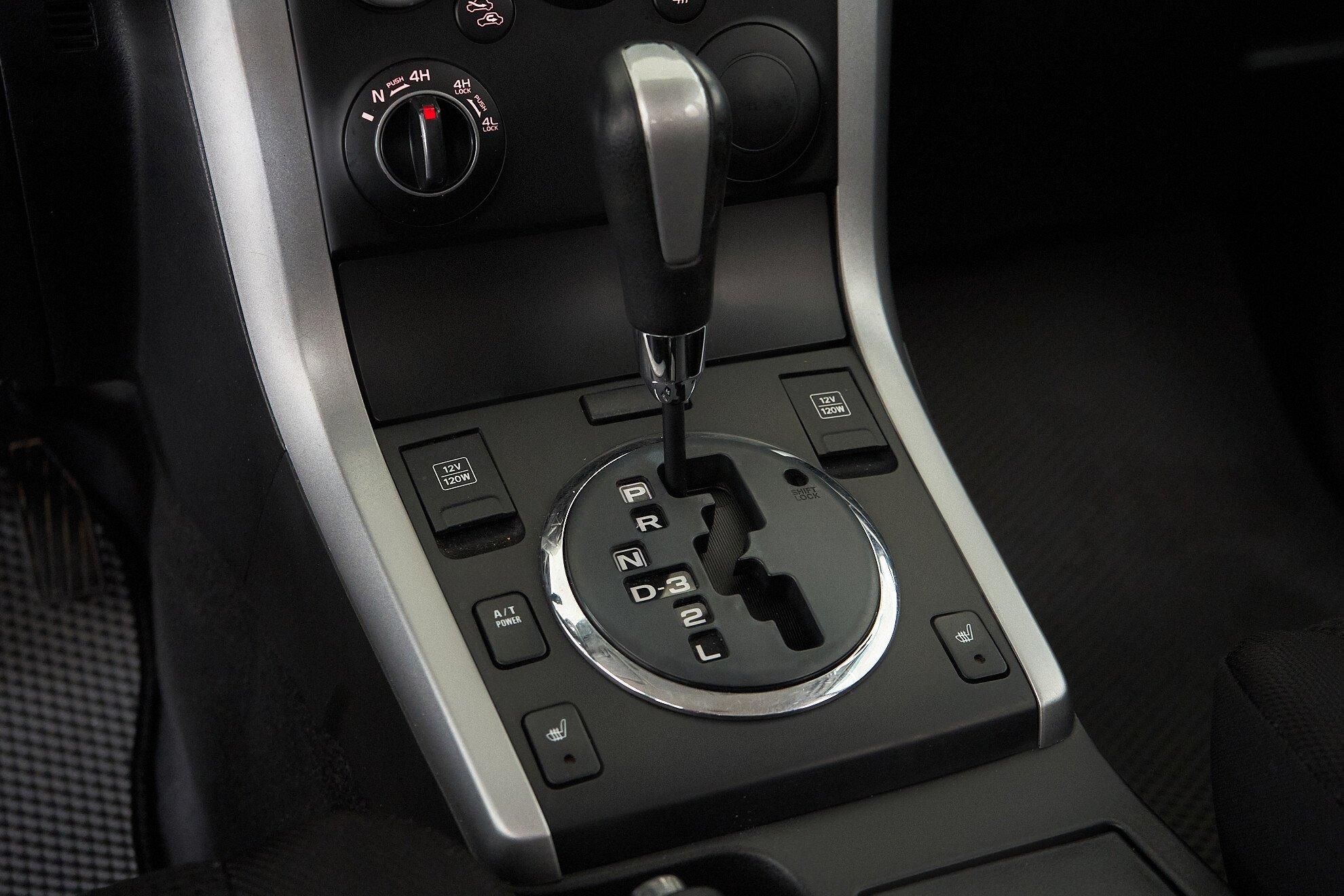 Suzuki Grand Vitara 2011, черный