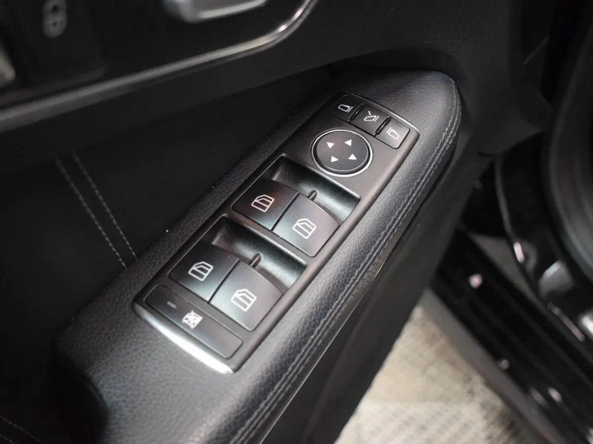 Mercedes-Benz E-Класс 2014, черный