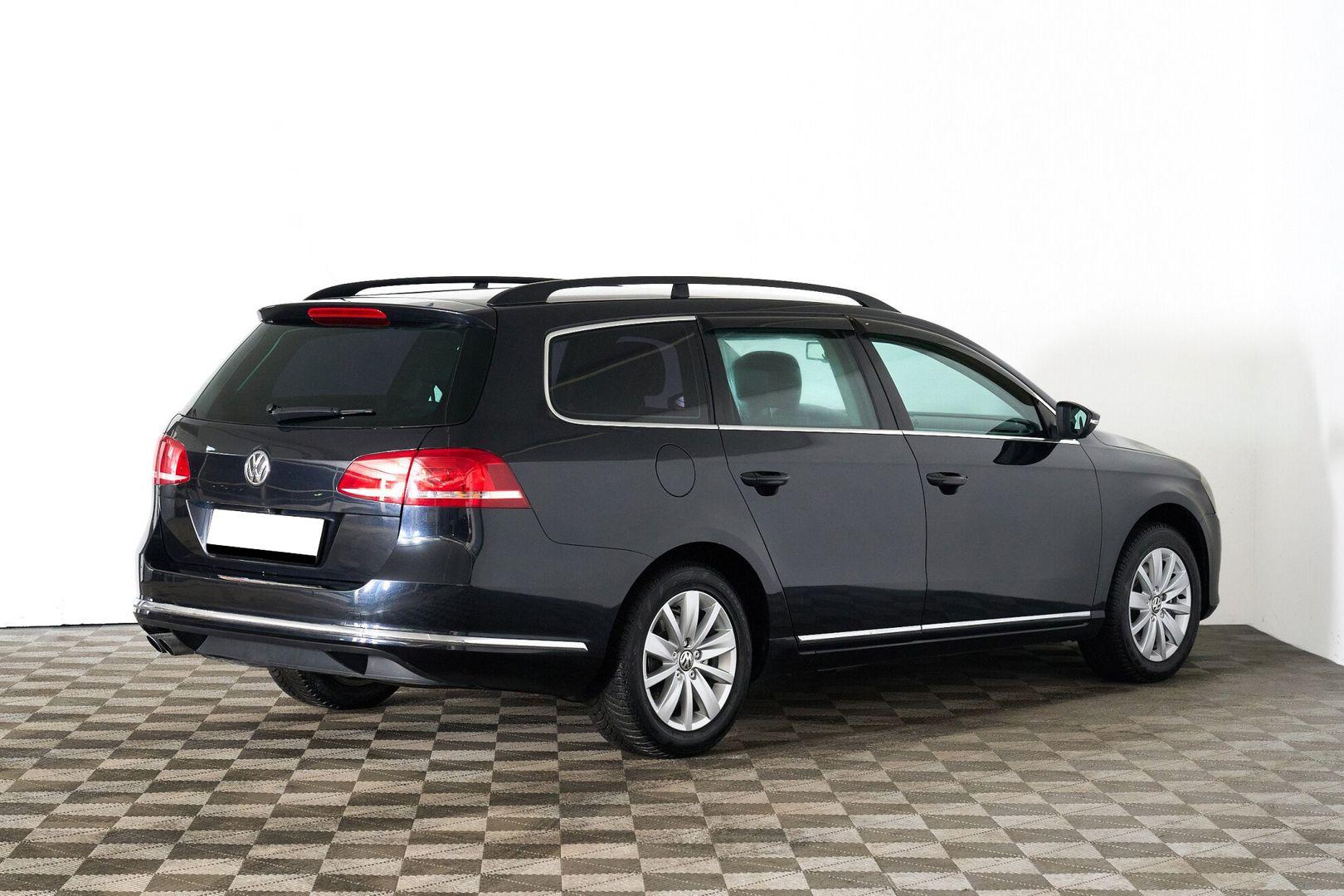 Volkswagen Passat 2011, черный