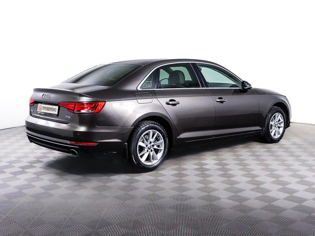 Audi A4 2018, коричневый