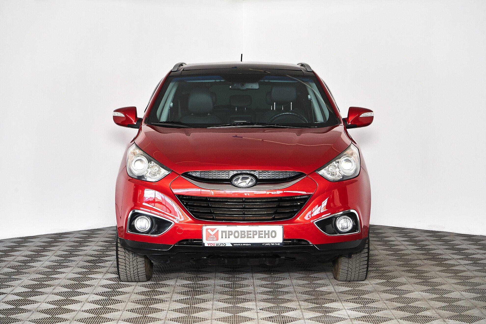 Hyundai ix35 2010, красный